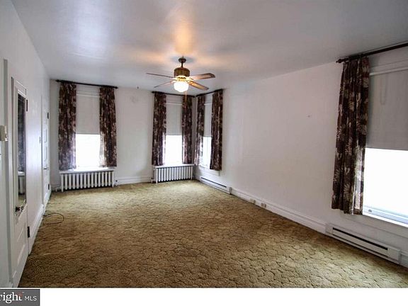 5th image of 517 Sunbury St