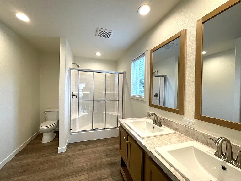 609 Mildred St — Photo 33