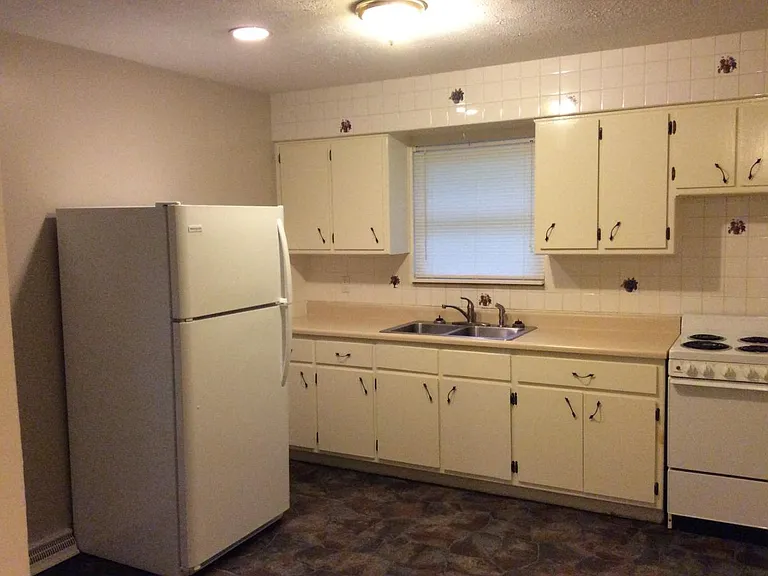 822 Harding St — Photo 7