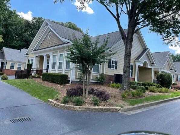 2609 Grapevine Cir, Cumming, GA 30041