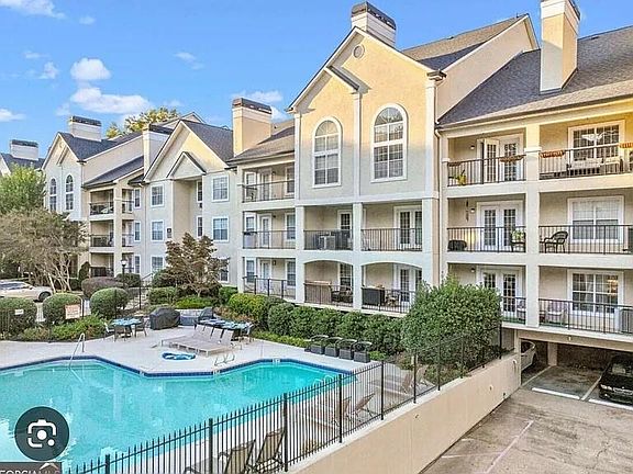 2nd image of 3655 Habersham Rd NE APT 303