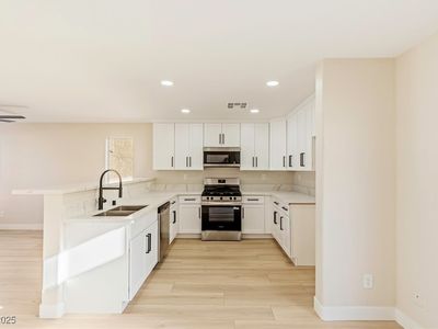 1676 Buck Island St, Las Vegas, NV, 89156