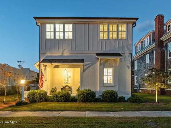 2006 Shepard Street, Morehead City, NC 28557