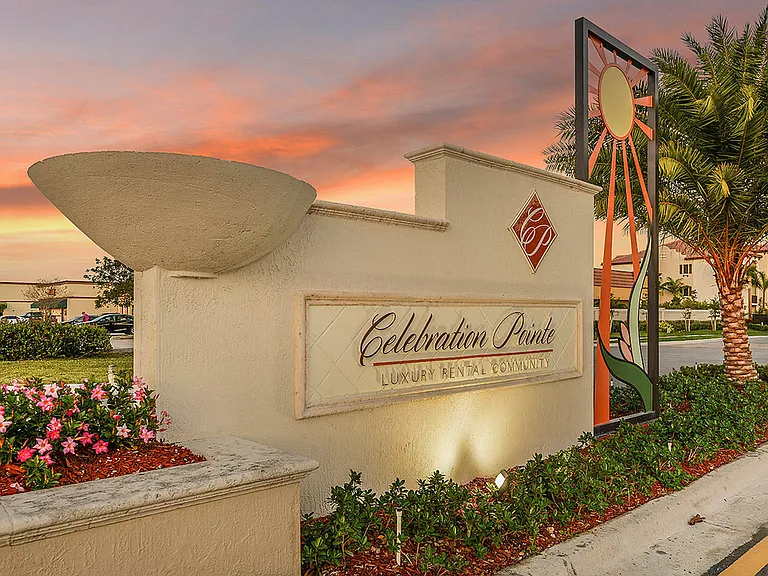 Celebration Pointe — Photo 13