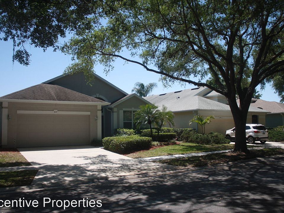 1st image of 817 Lakeworth Cir