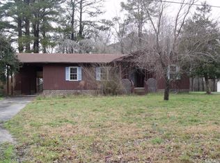 208 Peterson Ln, Windsor, NC 27983