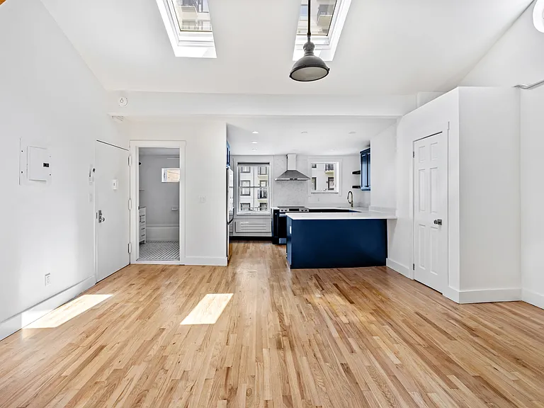 51 Duffield St #3 — Photo 1