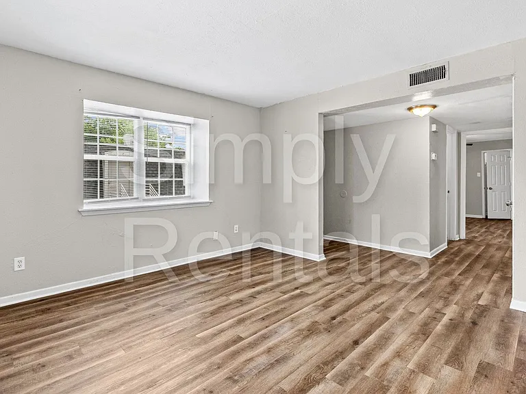 3513 Washington St — Photo 7