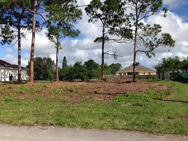 1st image of 1287 SW Kalevala Dr