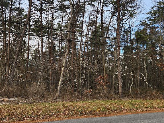 2nd image of 11901 Price Rd NE