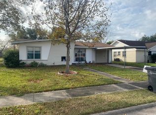 703 Fern Ln, Victoria, TX 77904