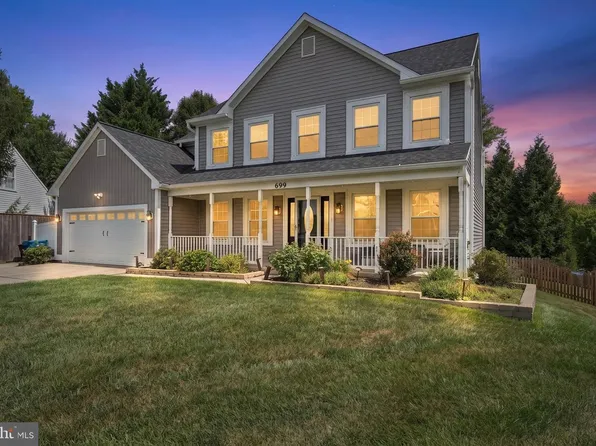 699 Garden Ct, Westminster, MD 21157