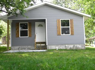 1110 Grove St, Carthage, MO 64836