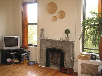 Rented by RUinSTYLE Properties