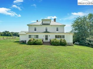 694 Garvey Rd, Piney Creek, NC 28663