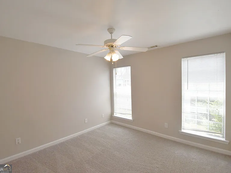 208 Turnbridge Cir — Photo 11
