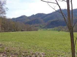 126 Round Rock Rd, Clyde, NC 28721