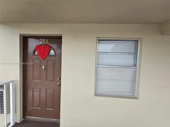 601 NW 80th Ter APT 201, Margate, FL 33063