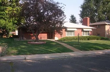 3 bed, 2.0 bath, 1819 sqft, $2,800 — Photo 1