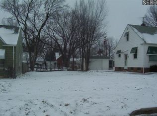 17501 Mapleboro Ave, Maple Heights, OH 44137