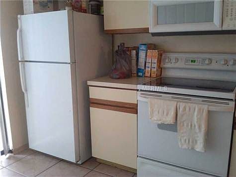 3rd image of 85 Pine Island Cir