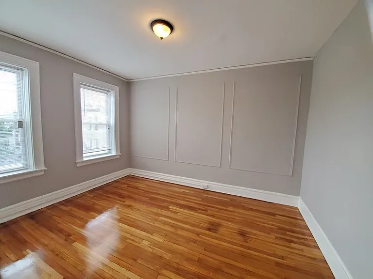 16 Canfield St #3 — Photo 6