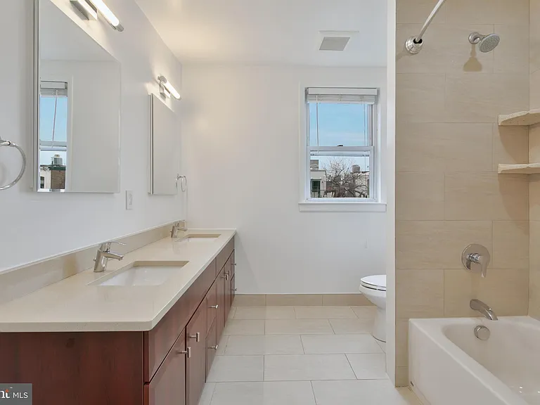 1339 Corcoran St NW — Photo 36