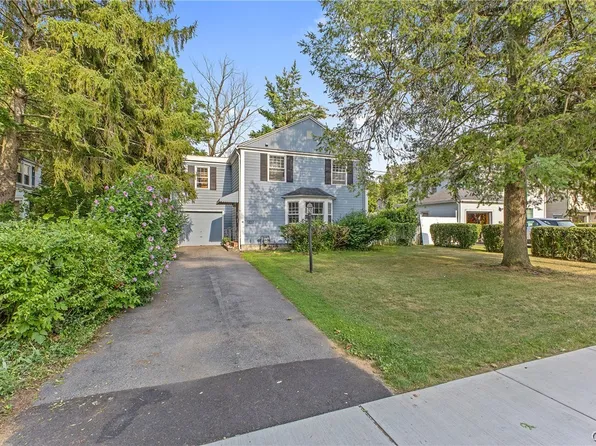 1207 Comstock Ave, Syracuse, NY 13210
