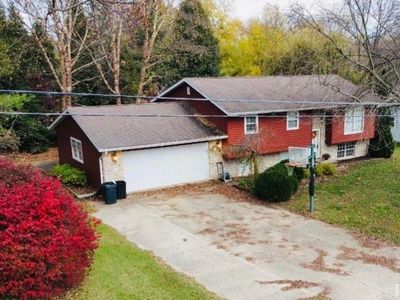 940 NW 2nd St, Washington, IN, 47501