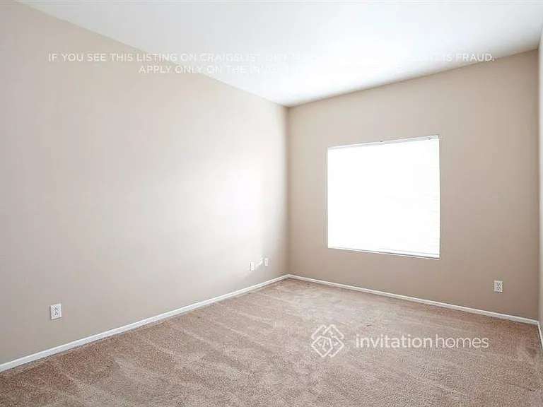 5180 Ravenstone Dr — Photo 9