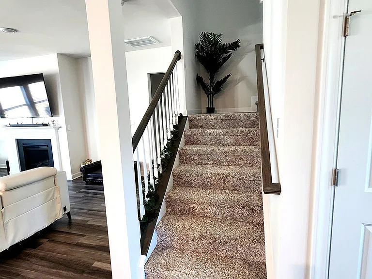1071 Amberley Crossing Dr — Photo 20