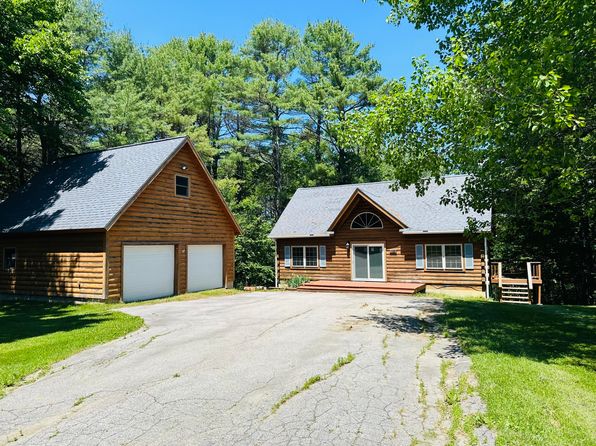 Cabin Maine Real Estate 384 Homes For Sale Zillow