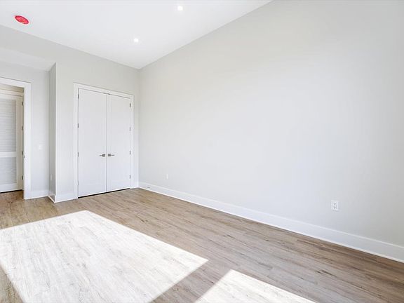 5th image of 665 Grand St #202