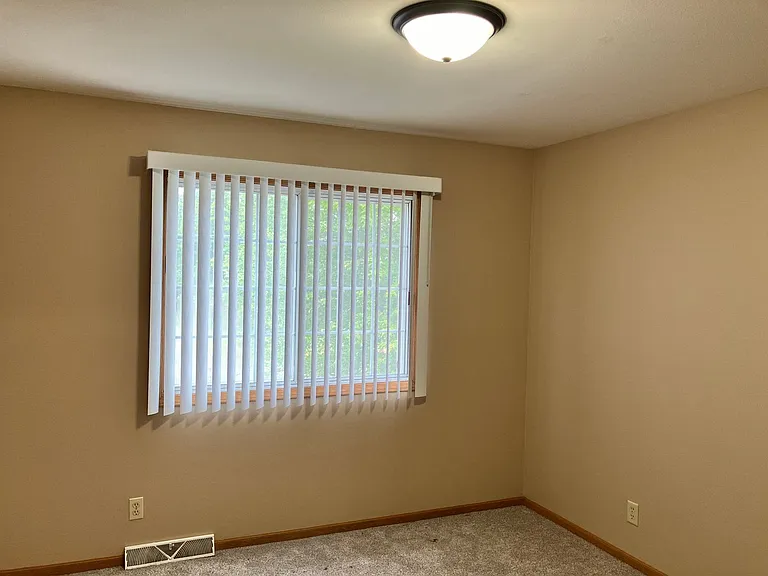 4 Unit at 5409-5415 45th Street. — Photo 11