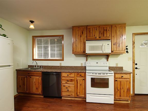 3rd image of 11022 N West Newman Lake Dr
