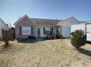665 Oxford Ln, Claremore, OK 74017