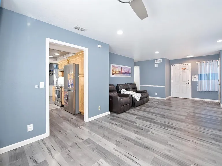 8924 La Margarita Way — Photo 4