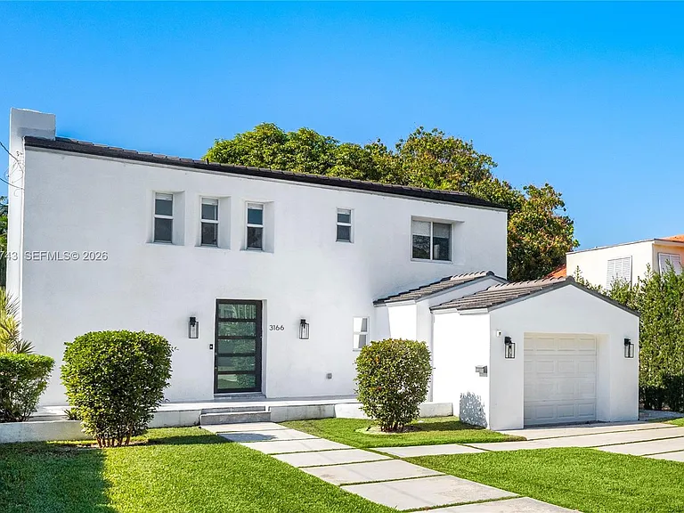 Royal Palm Ave — Photo 3