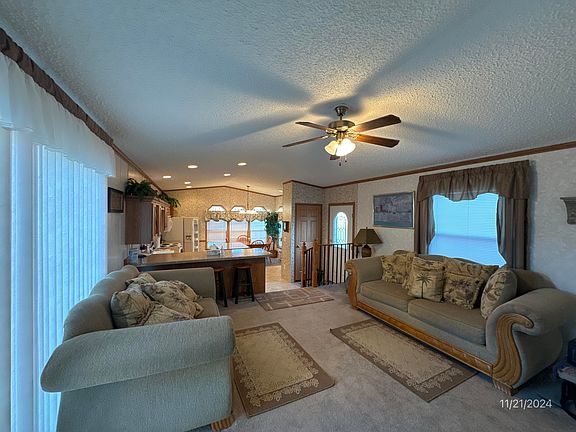 3rd image of 505 Palm Harbor Ave