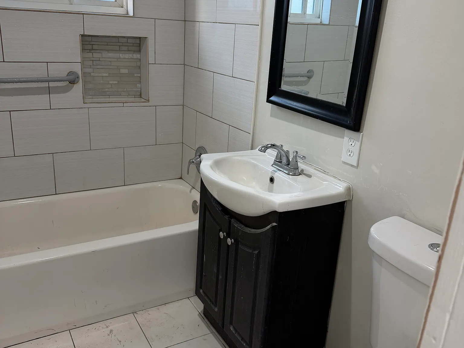 1 bed, 560 sqft, $1,850 — Photo 3
