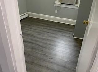 11 Wisnev St, Clifton, NJ 07011