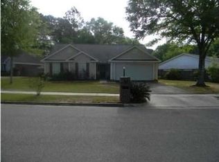 2925 Valley Dale Dr, Mobile, AL 36695