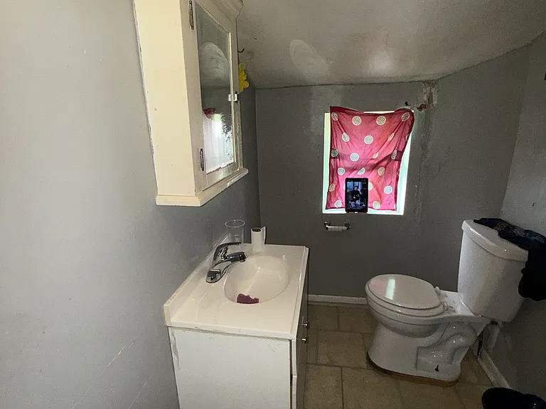 1218 Pinehurst Ave — Photo 29