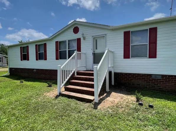 91 Dameron Dr, Hague, VA 22469