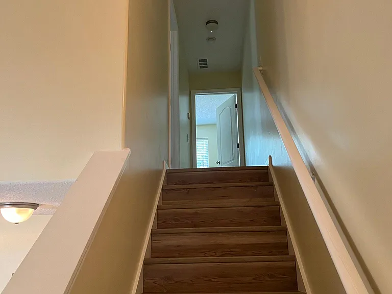 421 Bridgewater Way — Photo 15
