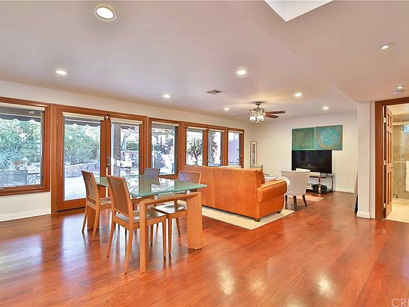 5th image of 4133 Meadow Lark Dr