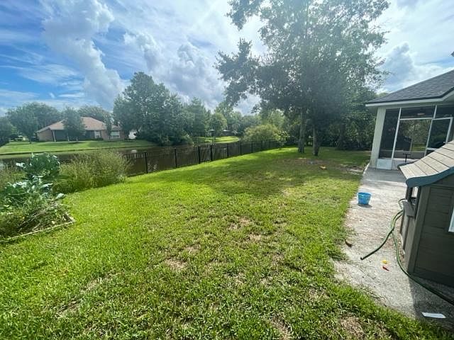 2nd image of 1712 Royal Fern Ln