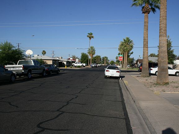 3rd image of 2148 E 3rd Dr