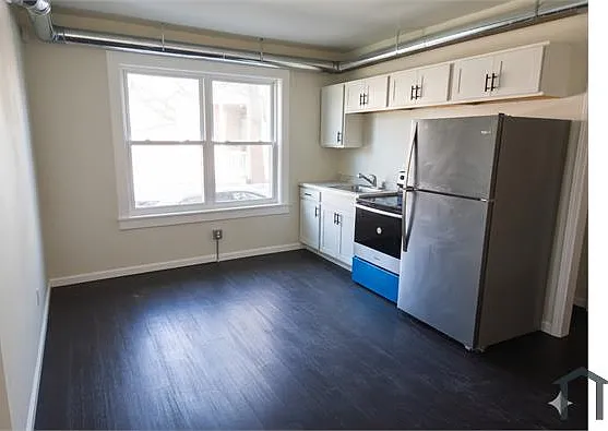 4746 Nebraska Ave — Photo 2