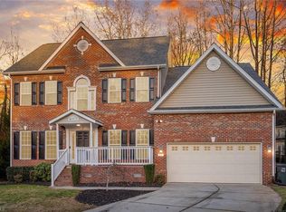 11 Devonna Ct, Greensboro, NC 27455